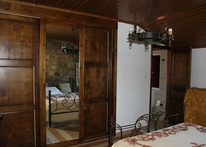 Casa Da Azenha بيت للعطل *